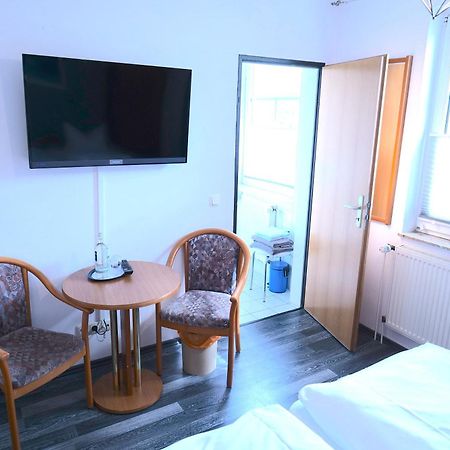 Hotel & Restaurant Am Bodden 푸트버스 외부 사진