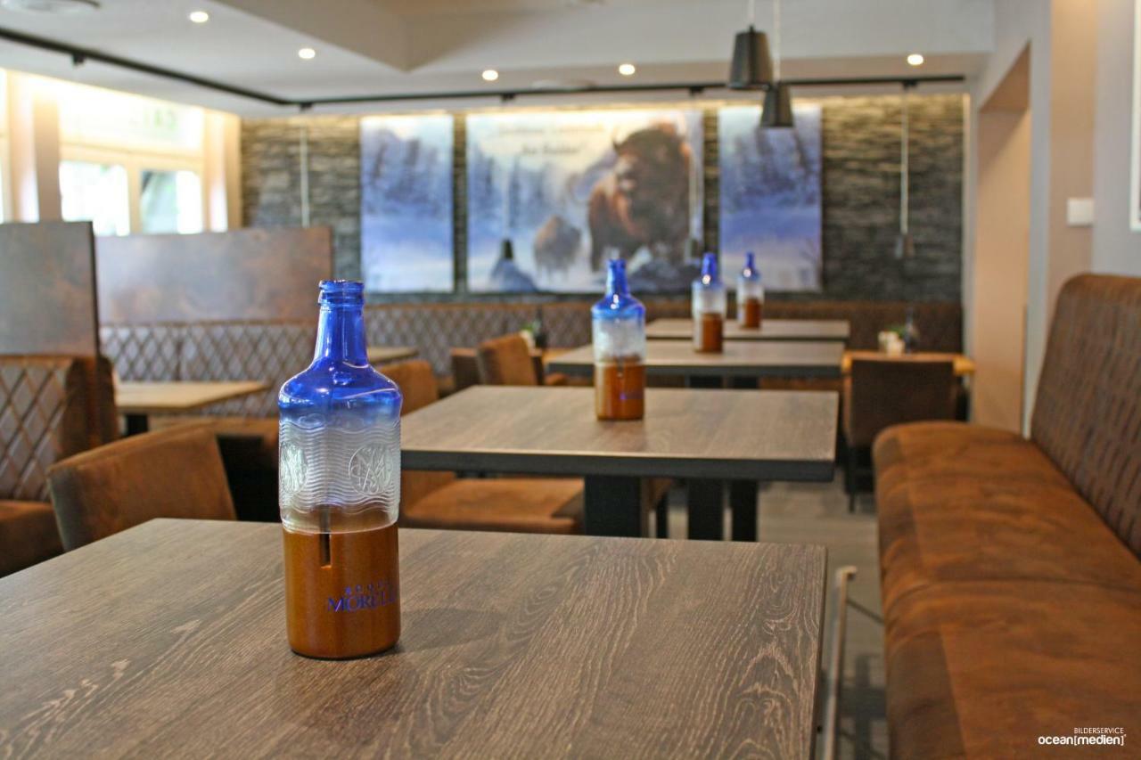 Hotel & Restaurant Am Bodden 푸트버스 외부 사진